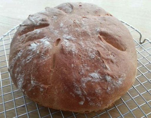 Heerlijke ronde boerenbrood