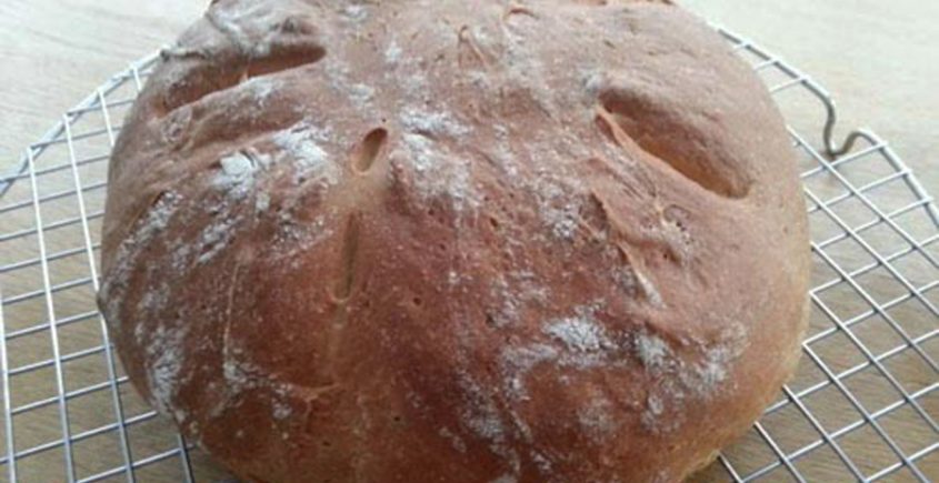 Heerlijke ronde boerenbrood