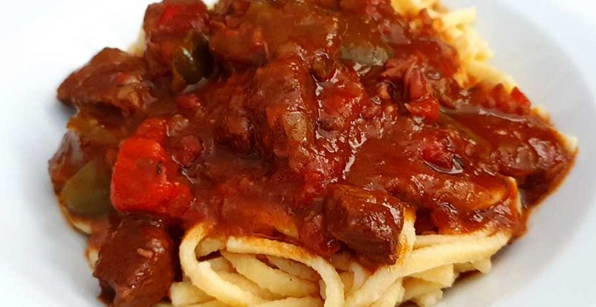 hongaarse goulash pörkölt