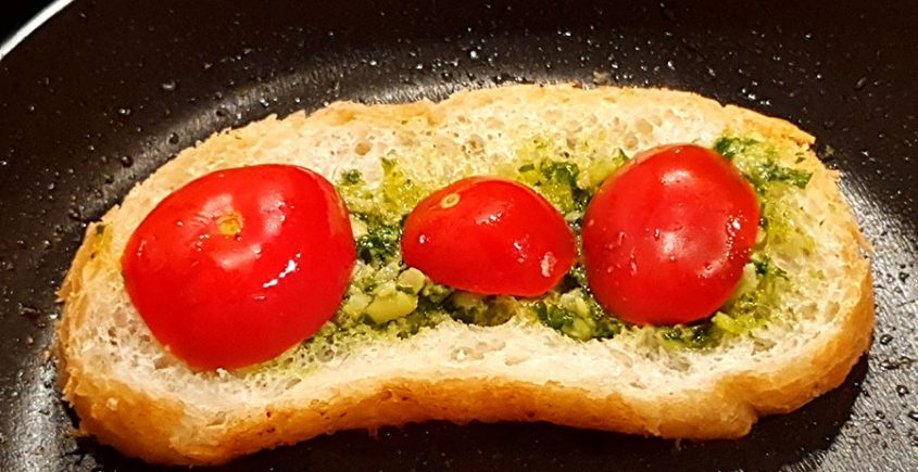 Crostini pesto in gourmetpannetje