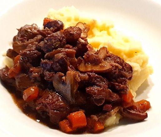 boeuf bourguignon met aardappelpuree