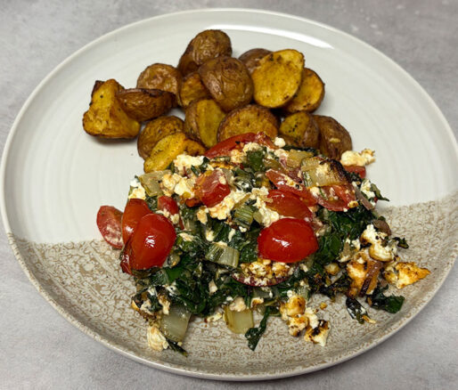 Snijbiet met feta en tomaat uit de airfryer