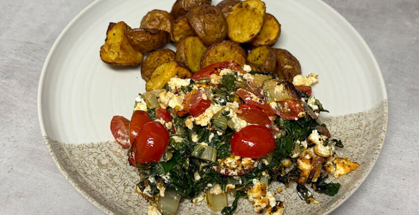 Snijbiet met feta en tomaat uit de airfryer